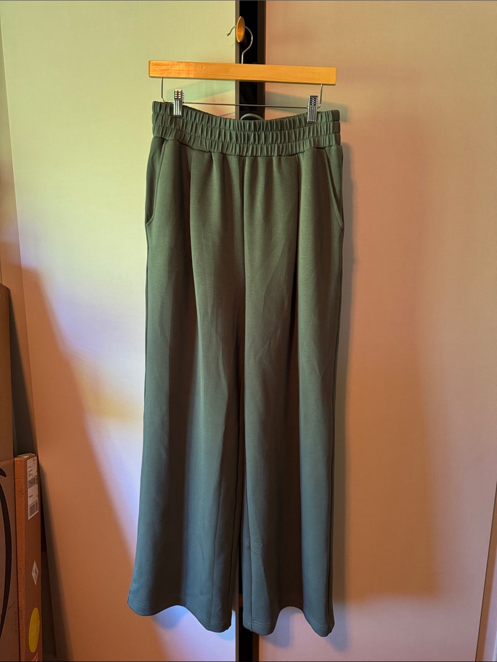 Varley Olive Green Wide-Leg Joggers